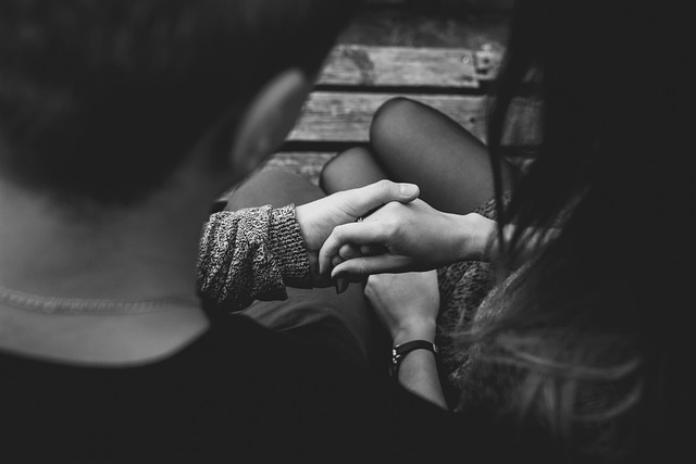 Singlebörsen vs Partnervermittlungen - Was ist der Unterschied?